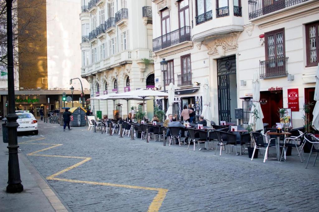 B&B - El Magnanimo Valencia Bagian luar foto