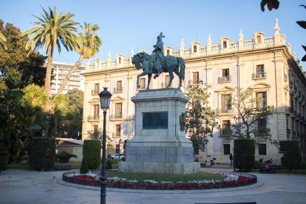 B&B - El Magnanimo Valencia Bagian luar foto